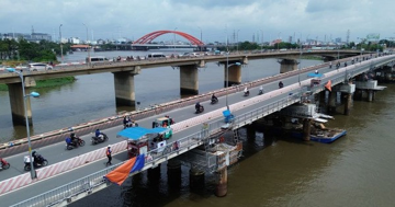Cầu vượt sông 11.000 tấn áp dụng kỳ tích Việt Nam, nâng tĩnh không lên hơn 1m từ hôm nay