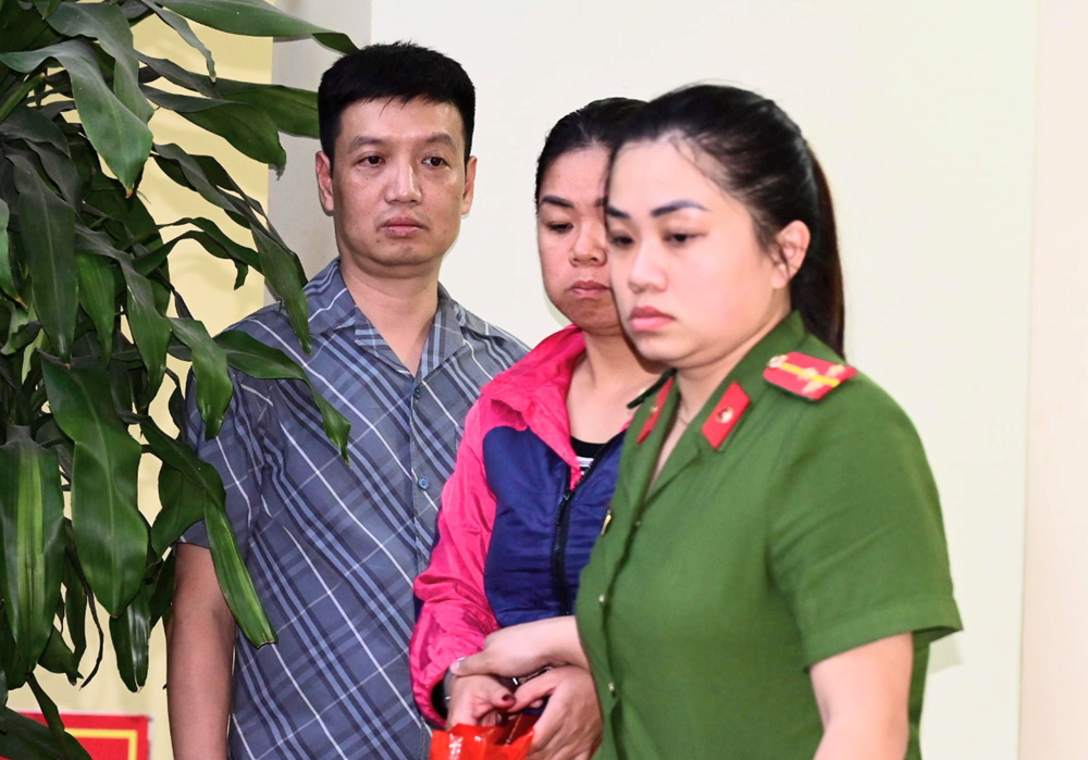 Bắt 'thầy thuốc' Nguyễn Thị Hồng Yến sinh năm 1981 - ảnh 1