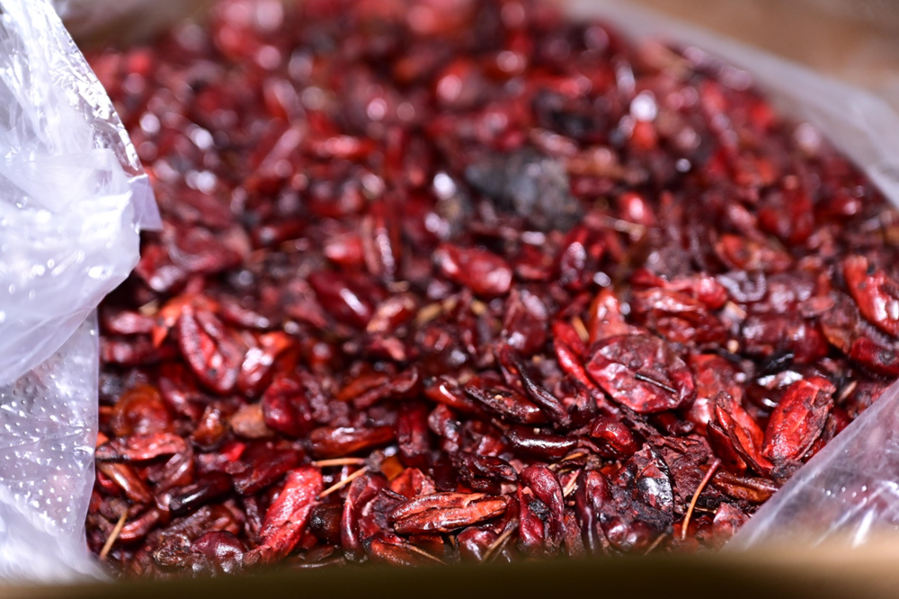 Bắt 'thầy thuốc' Nguyễn Thị Hồng Yến sinh năm 1981 - ảnh 4