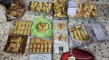 Tịch thu 4 tỷ đồng tiền mặt chất thành đống, gần 90 cân vàng thỏi tại căn hộ của hai cha con M.