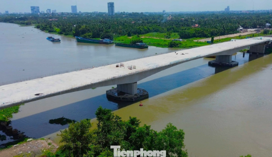 Sắp thông xe cây cầu trọng yếu bắc qua sông Sài Gòn- Ảnh 1.