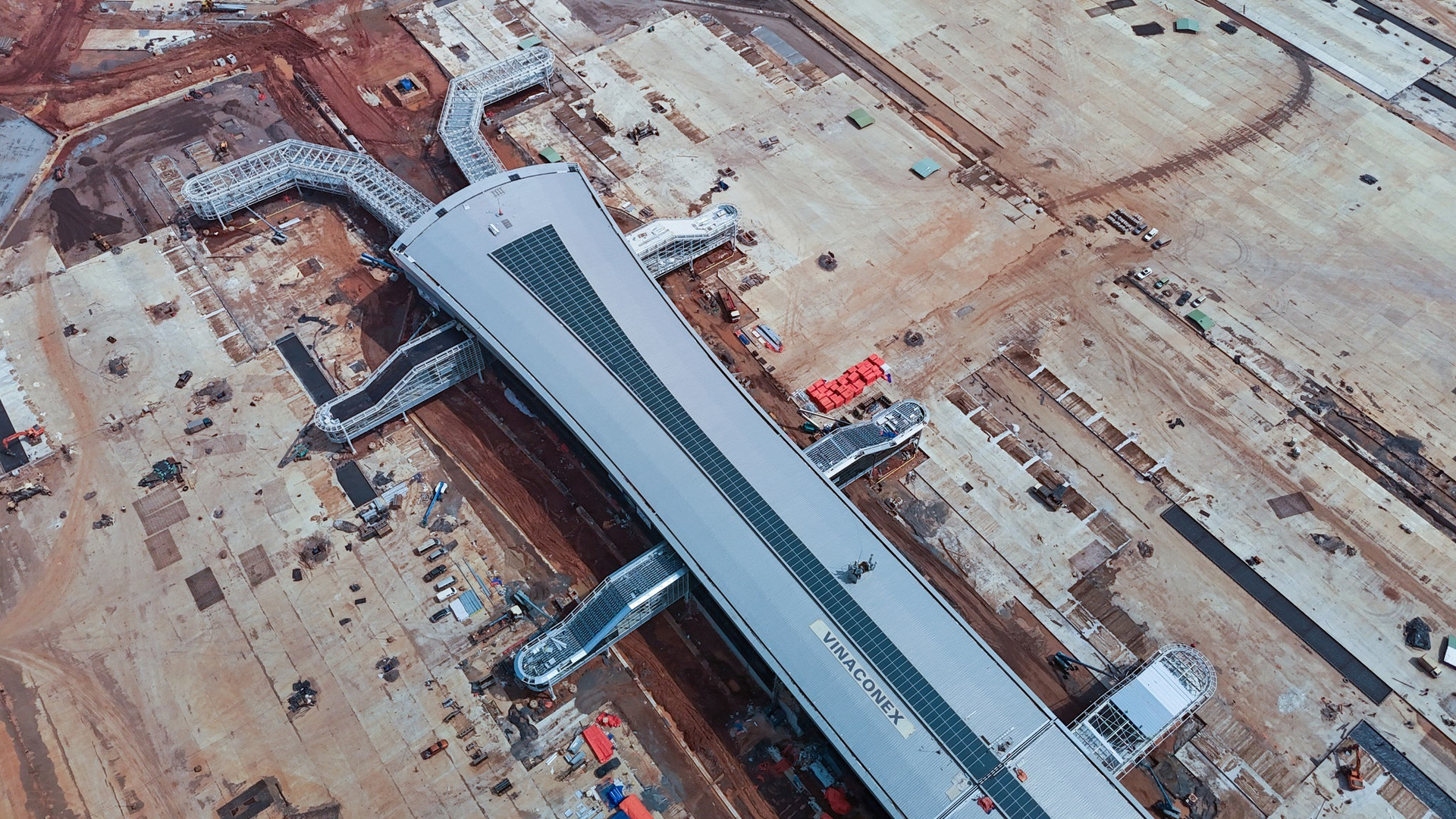 Mãn nhãn với loạt ảnh siêu sân bay lớn nhất Việt Nam, lọt <a style='text-decoration: none;' href='/TOP'>TOP</a> quy mô thế giới trước khi bước vào thời khắc lịch sử- Ảnh 4.