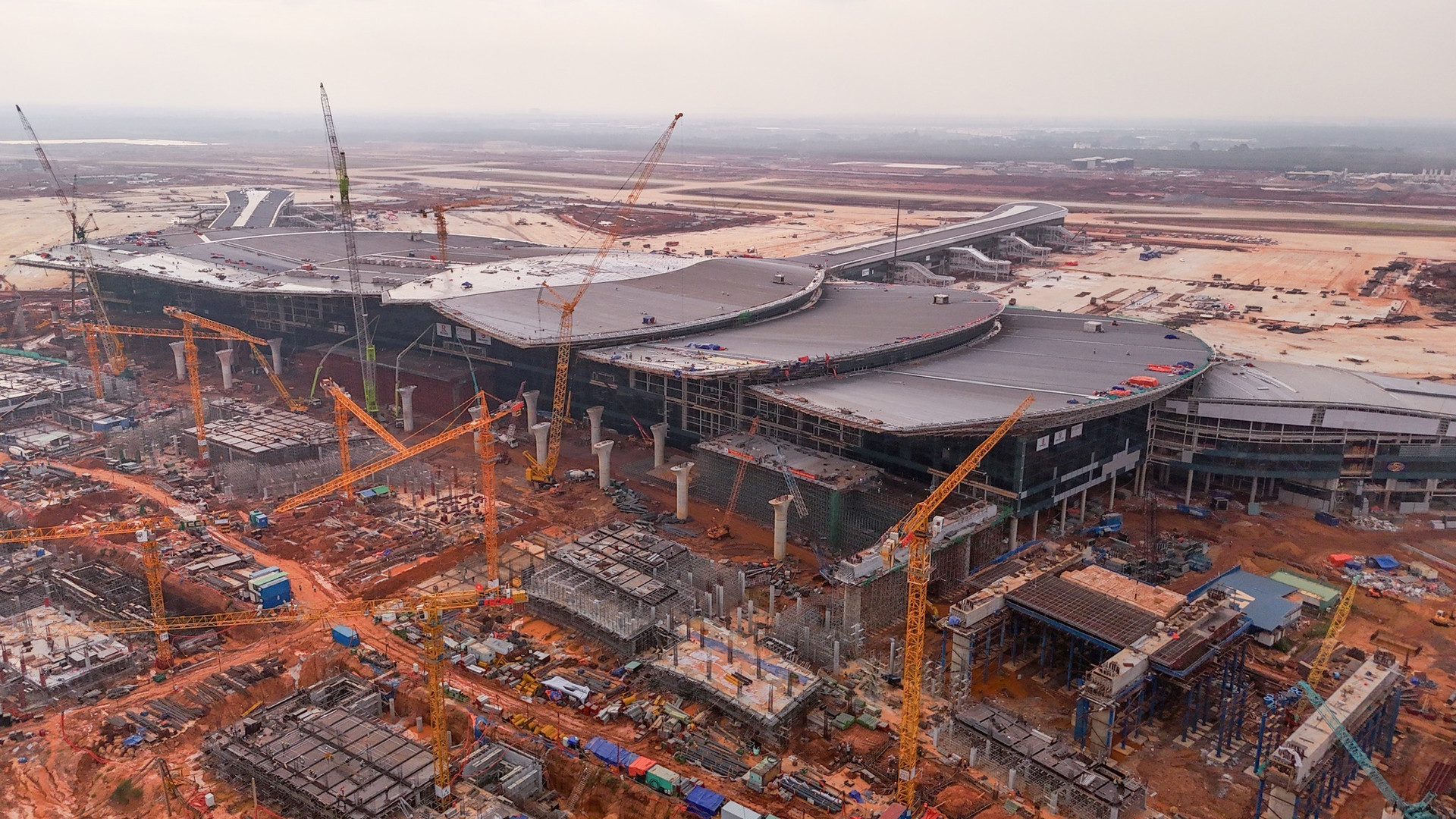 Mãn nhãn với loạt ảnh siêu sân bay lớn nhất Việt Nam, lọt <a style='text-decoration: none;' href='/TOP'>TOP</a> quy mô thế giới trước khi bước vào thời khắc lịch sử- Ảnh 6.