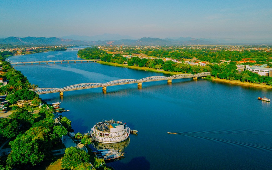 TP trẻ nhất Việt Nam kiến nghị mở rộng cảng biển trọng điểm lớn nhất vùng- Ảnh 3. TP trẻ nhất Việt Nam kiến nghị mở rộng cảng biển trọng điểm lớn nhất vùng- Ảnh 3.