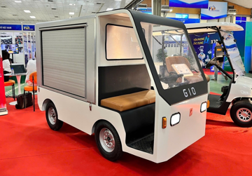 Mẫu xe ô tô điện được thiết kế và chế tạo tại Việt Nam, giá chỉ 35 triệu, thích hợp cho hộ kinh doanh nhỏ, đáp ứng tốt tiêu chí tránh nắng mưa