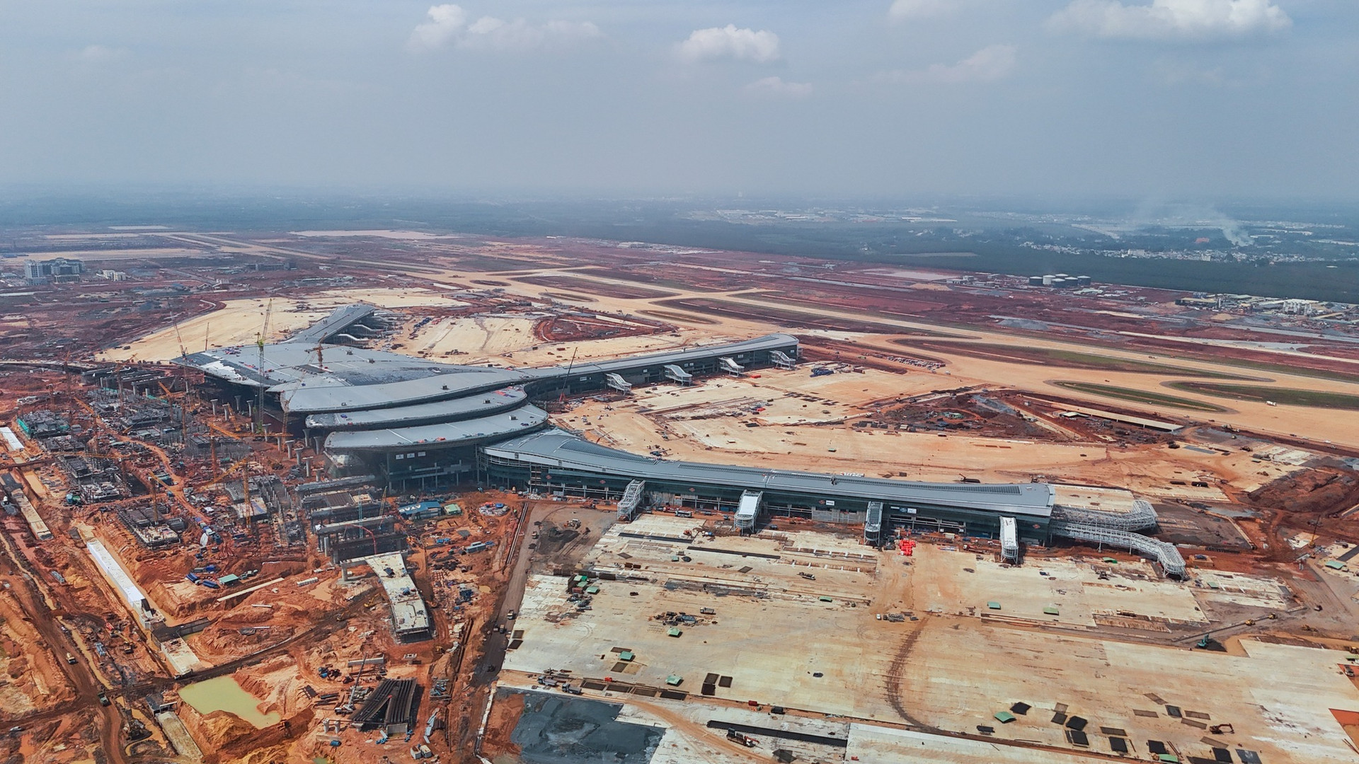 Mãn nhãn với loạt ảnh siêu sân bay lớn nhất Việt Nam, lọt <a style='text-decoration: none;' href='/TOP'>TOP</a> quy mô thế giới trước khi bước vào thời khắc lịch sử- Ảnh 14.