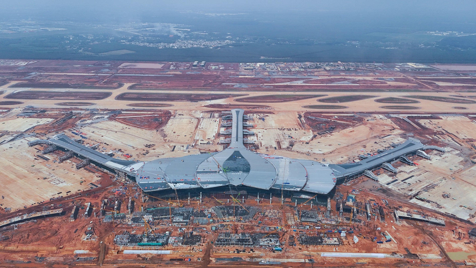 Mãn nhãn với loạt ảnh siêu sân bay lớn nhất Việt Nam, lọt <a style='text-decoration: none;' href='/TOP'>TOP</a> quy mô thế giới trước khi bước vào thời khắc lịch sử- Ảnh 1.