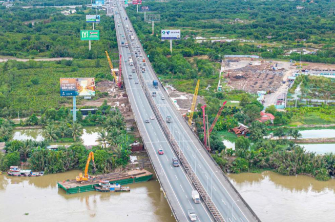 Dự án 15.000 tỷ mở rộng cao tốc kết nối TP. HCM tới tỉnh giàu bậc nhất Việt Nam nguy cơ trễ hẹn thông xe- Ảnh 1. Dự án 15.000 tỷ mở rộng cao tốc kết nối TP. HCM tới tỉnh giàu bậc nhất Việt Nam nguy cơ trễ hẹn thông xe- Ảnh 1.
