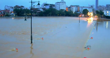 Sau mưa lũ lịch sử, Huế đối mặt đợt mưa rất lớn