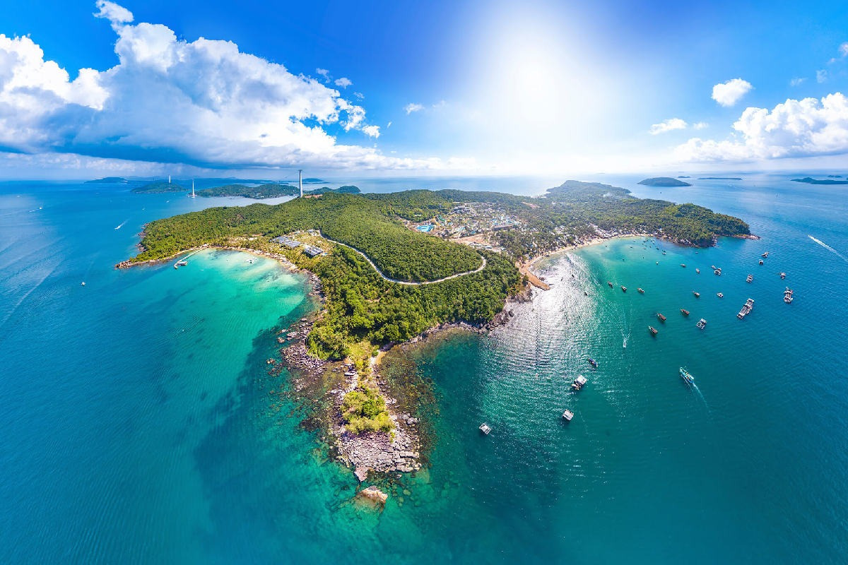 Đặc khu xinh đẹp bậc nhất Việt Nam được xướng tên trong top 'điểm đến hấp dẫn nhất thế giới'- Ảnh 1.