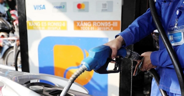 Giá xăng dầu giảm từ 15h chiều nay