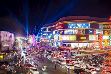 Vincom Black Friday 2025: Đại tiệc giảm giá khuấy động thị trường bán lẻ cả nước