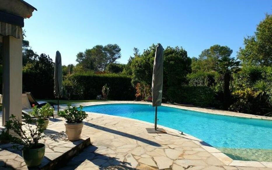 Phong tỏa khẩn cấp hố vàng trị giá hơn 21 tỷ trong vườn của một người đàn ông - ảnh 1