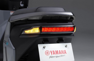 Yamaha tung xe điện mới giá chưa tới 30 triệu: Thiết kế cuốn hút, pin rời tiện lợi, công nghệ có gì mới?