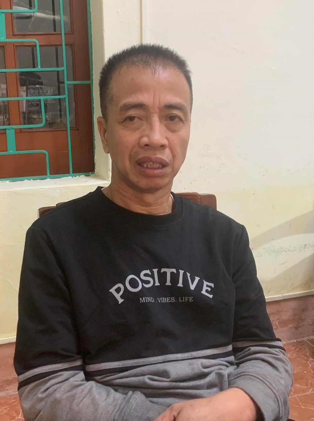 Khởi tố ông bà nội bạo hành dã man cháu gái 13 tuổi - ảnh 3