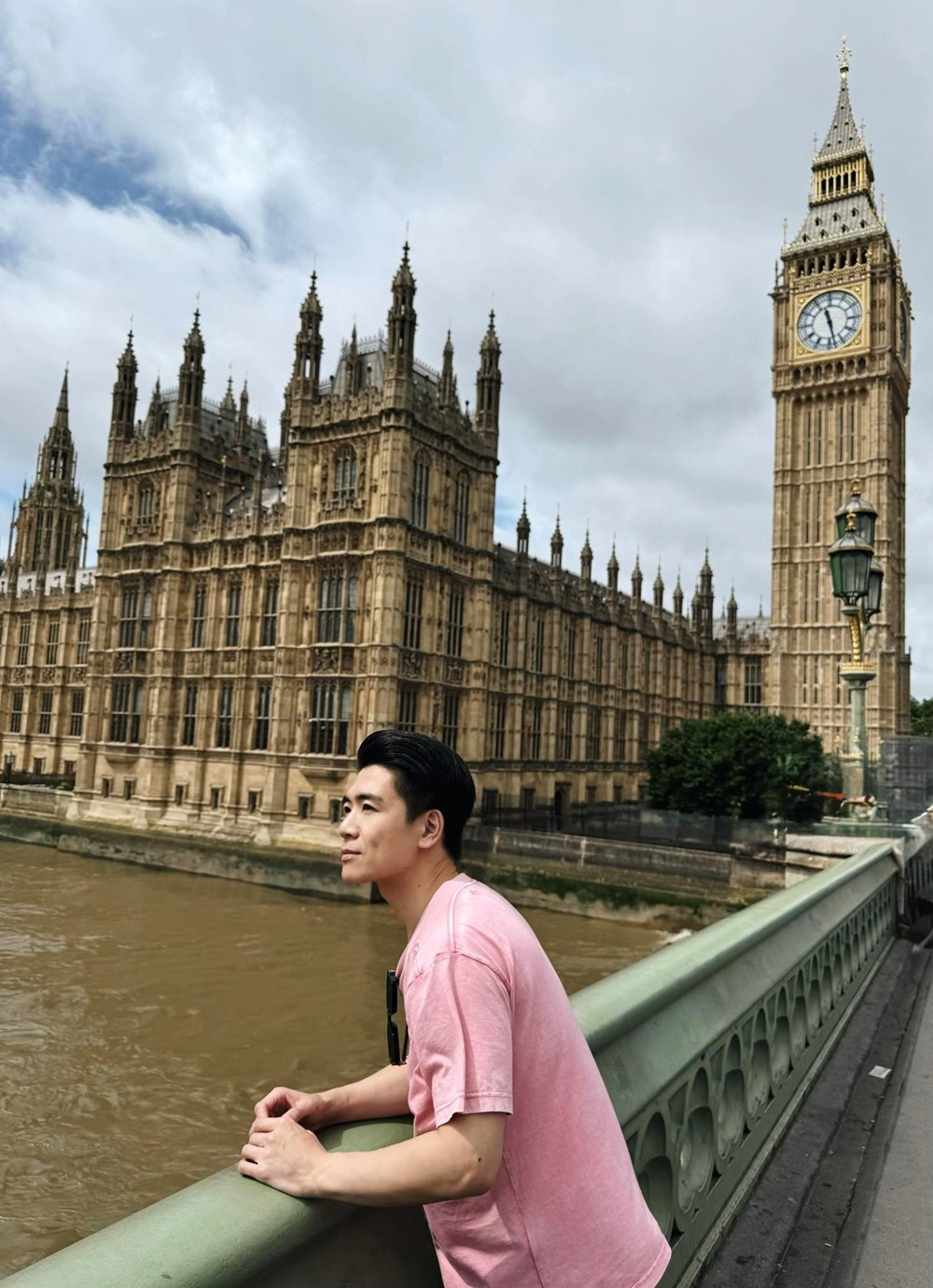 Phó Chủ tịch ngân hàng trẻ nhất nhì Việt Nam nhận ‘chức’ mới - ảnh 4