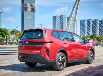 Bán Toyota Vios để ‘lên đời’ VinFast Limo Green, tài xế chạy dịch vụ lần đầu ‘bóc’ thẳng về xe, công khai luôn số tiền để tiếp nhiên liệu