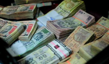 Đồng nội tệ rơi tự do chưa từng có trong lịch sử, chuyện gì đã xảy ra với nền kinh tế lớn thứ 5 thế giới?