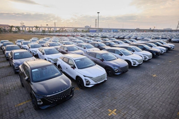 Ô tô nhập: Xe Nhật và Đức sụt giảm, Trung Quốc tăng mạnh