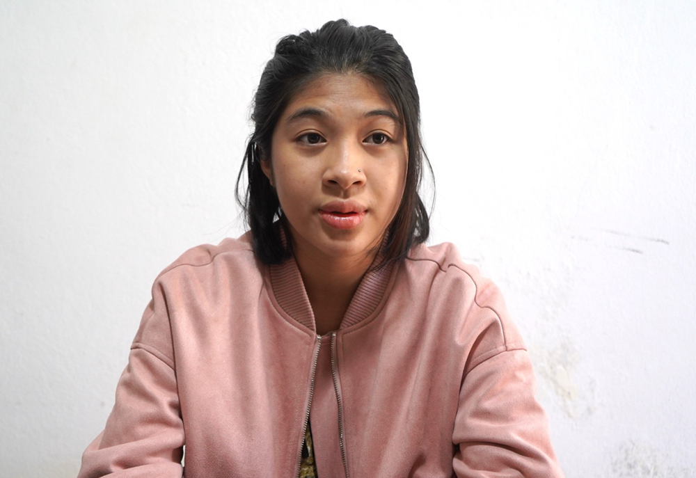 Khám xét khẩn cấp chỗ ở của vợ chồng Nguyễn Ngọc Bích Thủy, tịch thu 29 sim điện thoại, 20 thẻ ngân hàng - ảnh 1