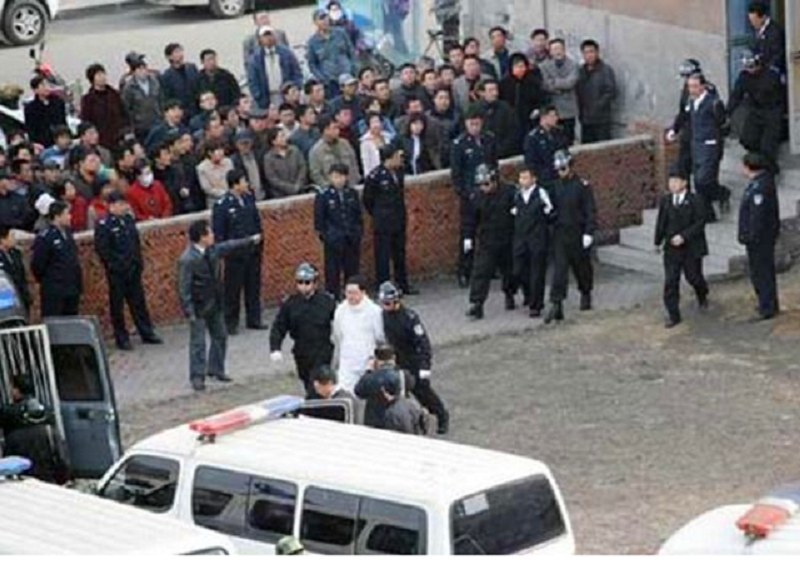 Thần đồng kinh doanh là tỷ phú đầu tiên bị tiêm thuốc độc, nộp 183.000 tỷ vẫn không thể mua lại mạng sống của chính mình - ảnh 5