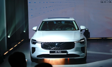 Bộ đôi Volvo S90, XC60 2025 trình làng bản nâng cấp, chi tiết nào cũng 'đắt giá': Thêm màn hình 11,2 inch, treo khí nén, công nghệ an toàn cao cấp