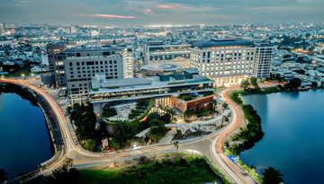 Trường ĐH có quy mô đào tạo lớn bậc nhất Việt Nam: Hơn 156.000 sinh viên và học viên theo học, xếp thứ 251 châu Á