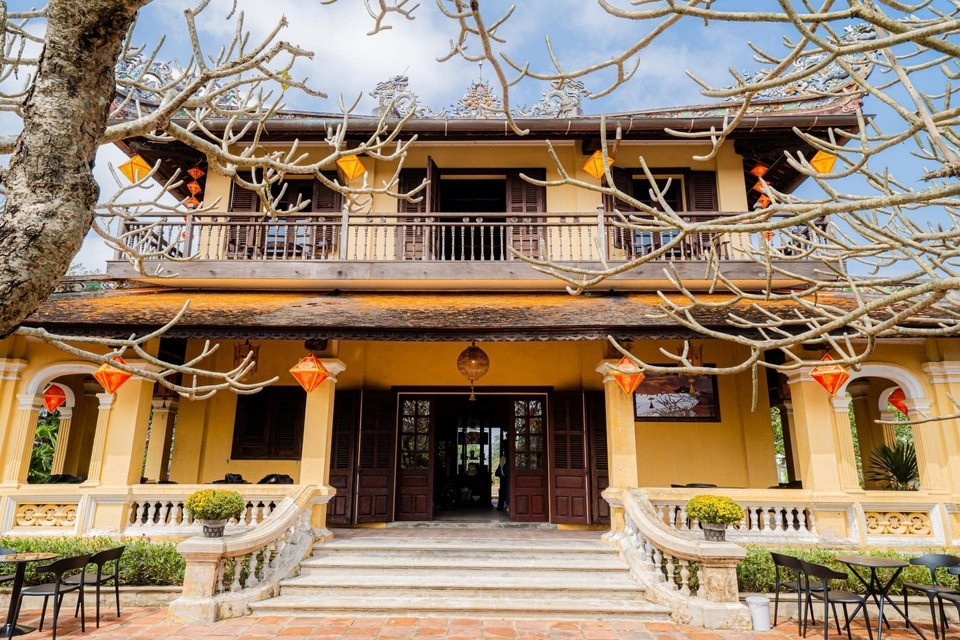 Căn lầu hiếm hoi của Hoàng cung quay về hướng Bắc…- Ảnh 5.