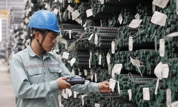 Hòa Phát (HPG): Doanh số thép xây dựng tháng 10/2025 giảm 21%, HRC tiếp tục bứt phá