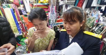 Xóa bỏ thuế khoán: Đi từng chợ, gõ từng quầy có khả thi?