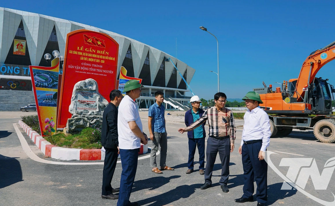 Tăng tốc khánh thành sân vận động lớn nhất miền núi phía Bắc: Sức chứa 22.000 chỗ ngồi, rộng tương đương sân Hàng Đẫy, đạt tiêu chuẩn quốc tế- Ảnh 1.