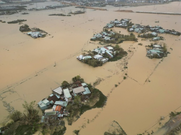 Doanh nghiệp bảo hiểm được yêu cầu bồi thường nhanh cho khách hàng vùng mưa lũ