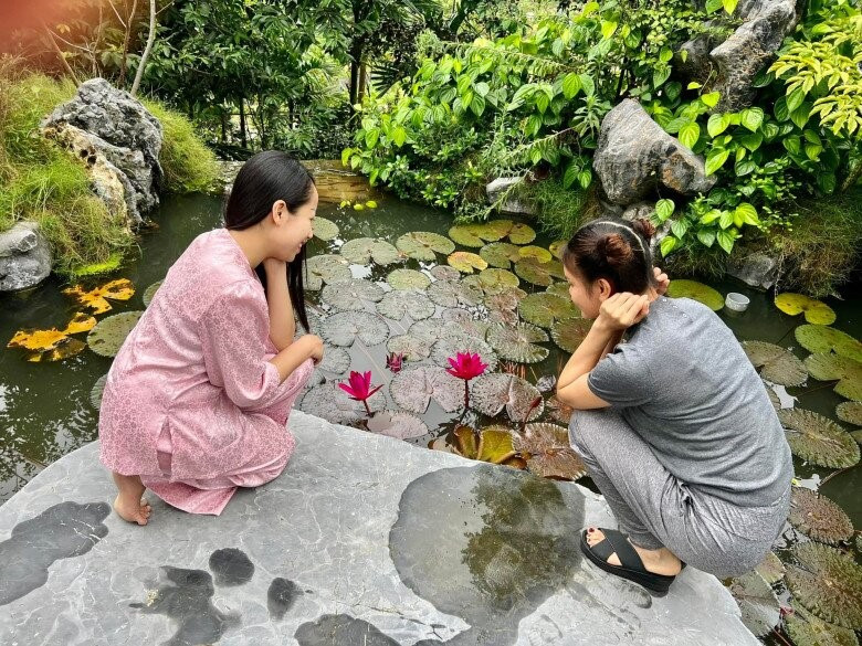 Nữ NSND trẻ nhất Việt Nam sở hữu biệt phủ 8.000m² bề thế ở ngoại thành Hà Nội - ảnh 19