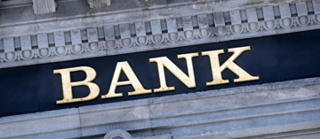 Cổ phiếu ngân hàng vào vùng định giá hấp dẫn, lộ diện 5 mã có triển vọng tăng trưởng trong năm 2026