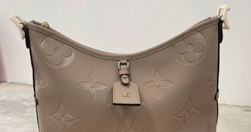 Phát hiện loạt túi xách giả mạo hàng hiệu