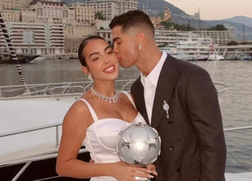 Ronaldo chuẩn bị bước sang chương mới