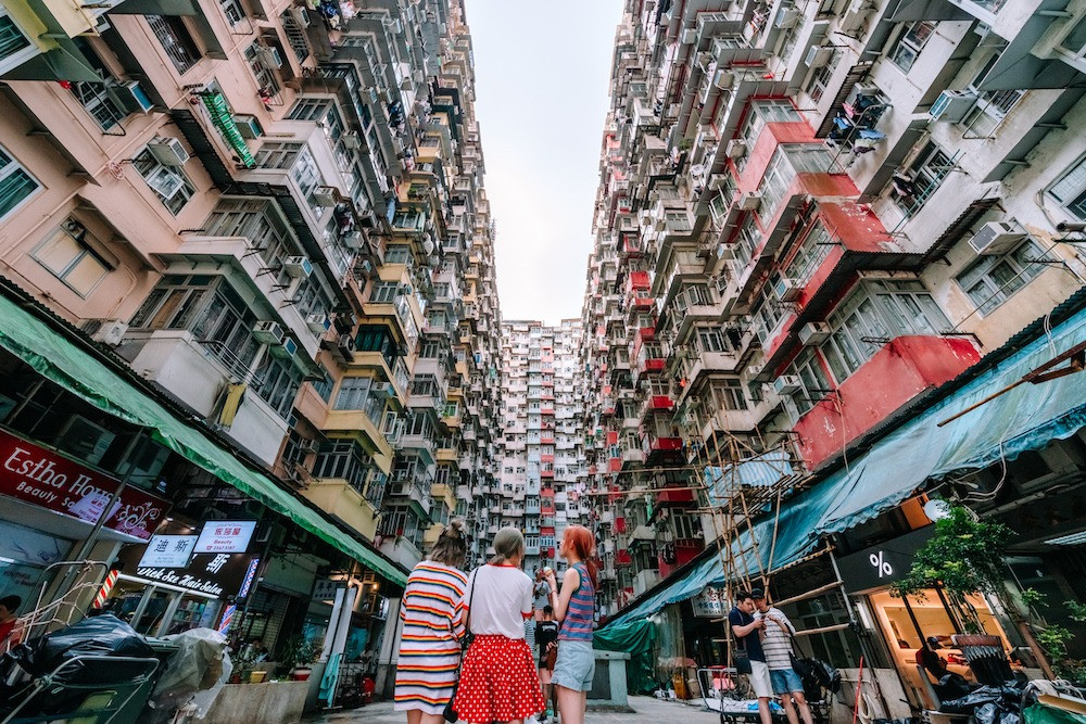 Hong Kong trong ‘ma trận chung cư’: Monster Building và nỗi sợ cháy nổ giữa đô thị chật chội- Ảnh 3.