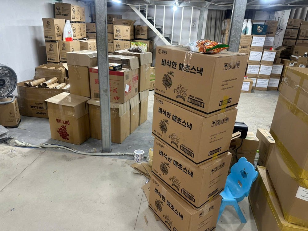 Truy quét, tạm giữ hơn 500.000 sản phẩm giả, trị giá hơn 11 tỷ đồng - ảnh 2