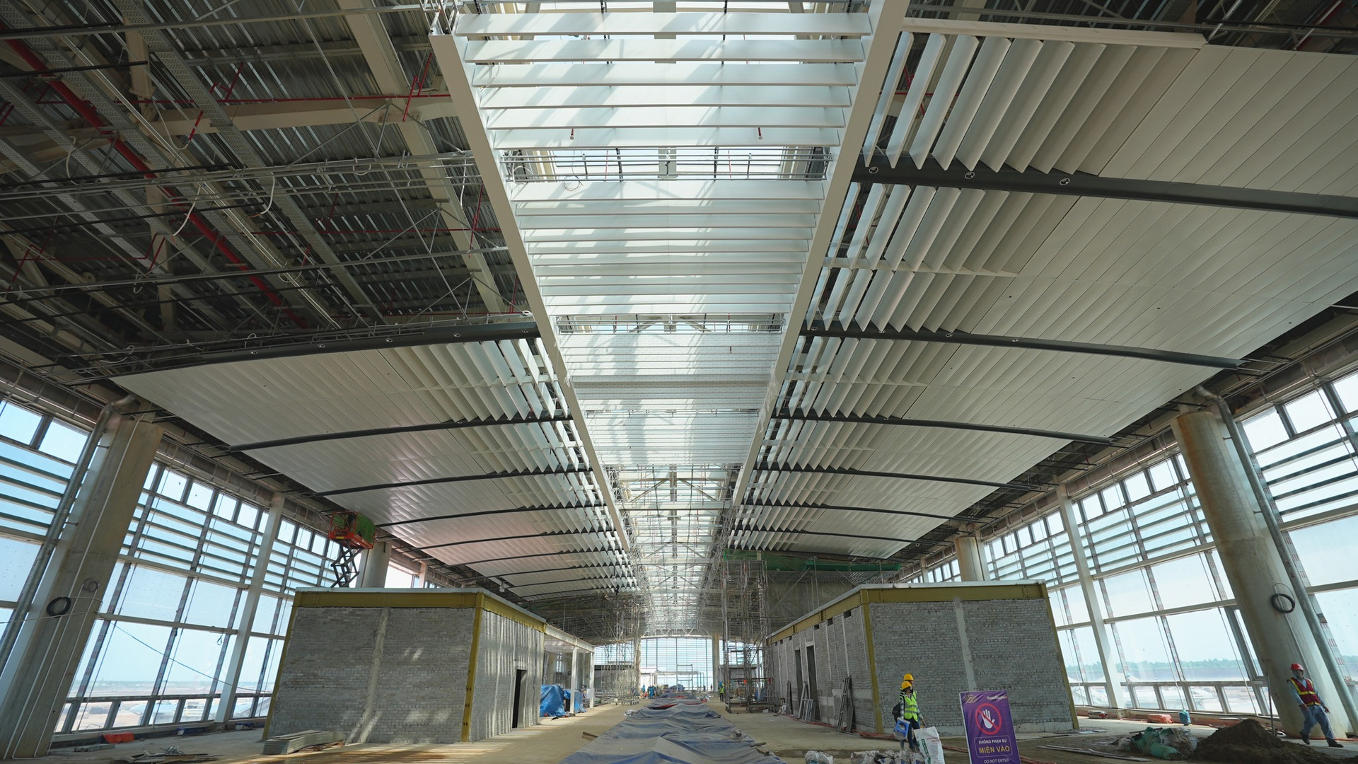 Có gì bên trong 'trái tim' của siêu sân bay lớn nhất Việt Nam lọt <a style='text-decoration: none;' href='/TOP'>TOP</a> quy mô thế giới?- Ảnh 9.