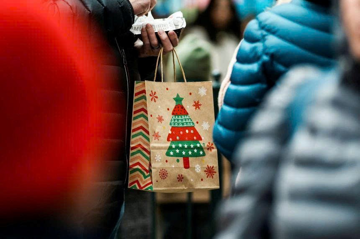 Nền kinh tế chữ K và nghịch lý Black Friday ở Mỹ