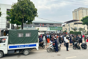 Suất ưu tiên, hồ sơ 'bao đậu' nở rộ, chuyên gia chỉ ra loạt giải pháp bịt kẽ hở trục lợi nhà ở xã hội