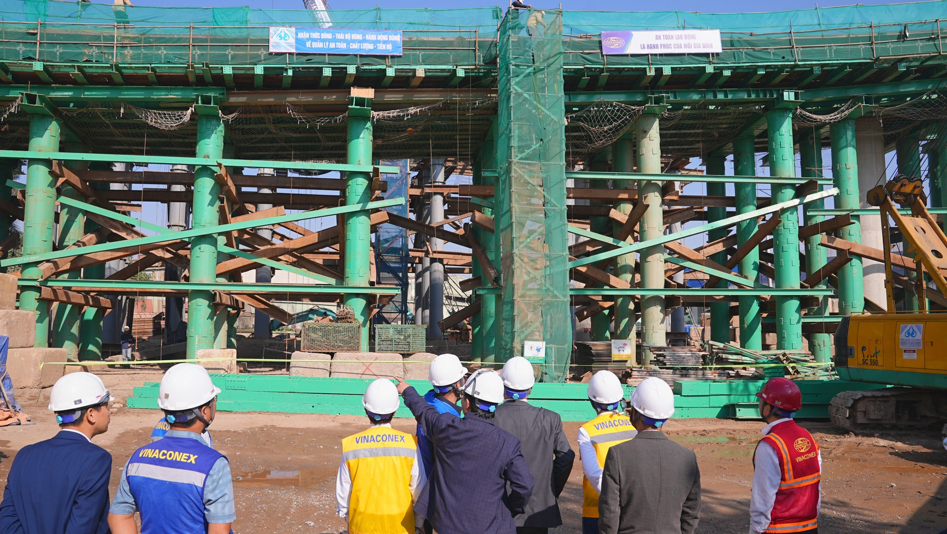 Nút giao hơn 2.300 tỷ được xem 'trục xương sống' trong hệ thống vành đai của Thủ đô đón tin vui lớn- Ảnh 2.