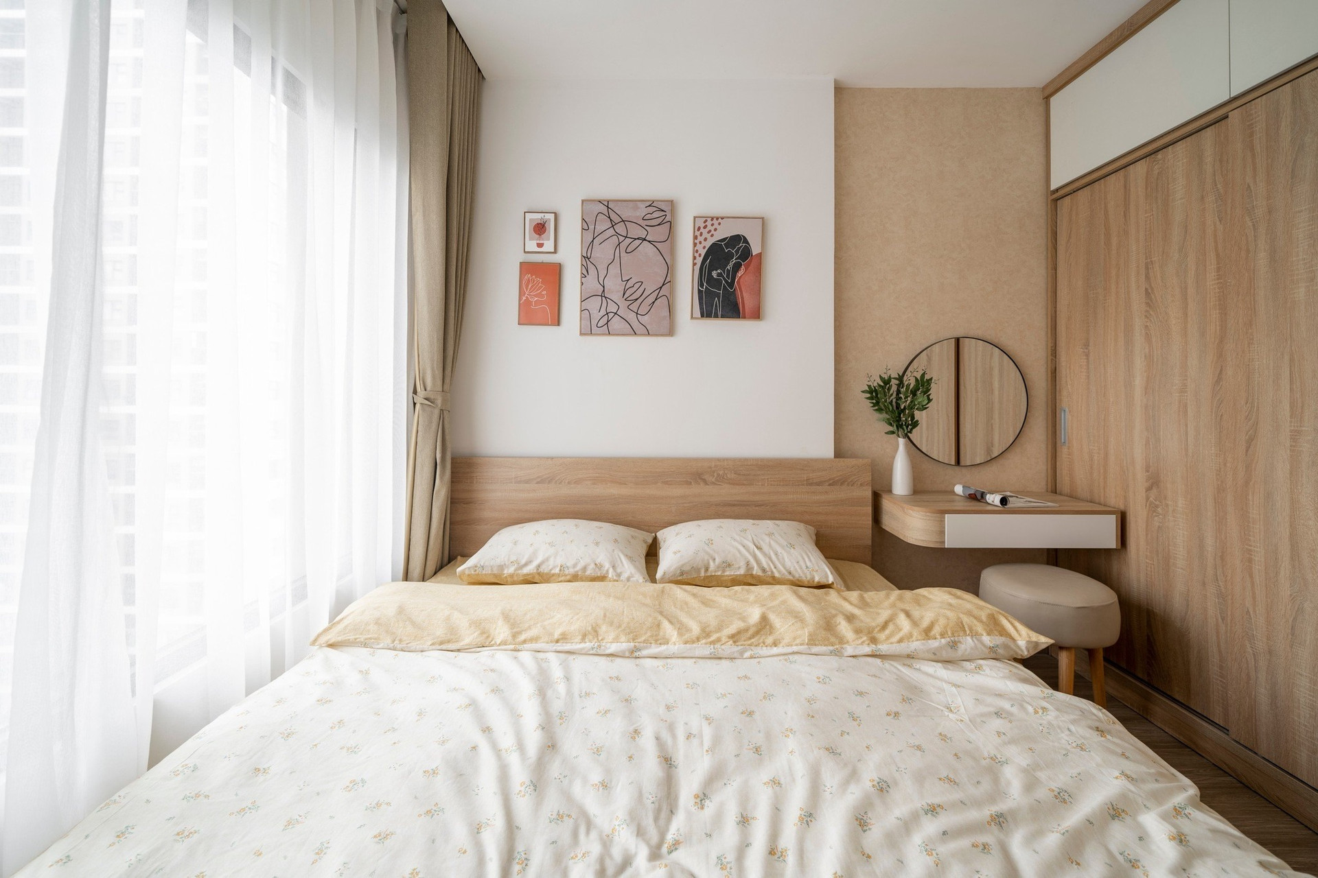 Từ cải tạo nhà đến cải tạo cuộc sống: Một góc đọc sách, một bục gỗ, một chiếc ghế mây tạo nên không gian bình yên giữa lòng đô thị- Ảnh 6.