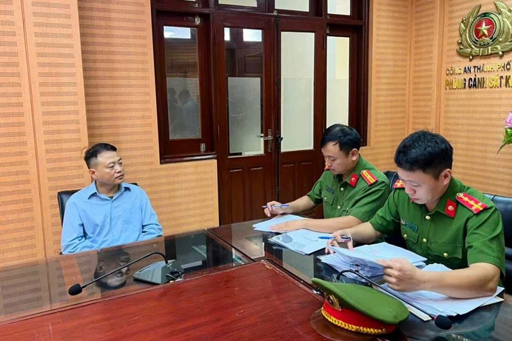 Tịch thu gần 200 sổ đỏ, hơn 1.000 cây vàng và hàng chục siêu xe của những bà chủ, doanh nhân nổi tiếng - ảnh 4