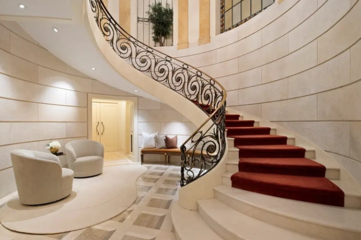 Chiêm ngưỡng căn biệt thự bằng đá vôi được rao bán gần nghìn tỷ- Ảnh 3. Chiêm ngưỡng căn biệt thự bằng đá vôi được rao bán gần nghìn tỷ- Ảnh 3.