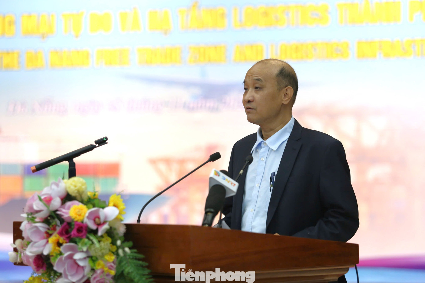 Phó Chủ tịch UBND TP Đà Nẵng Lê Quang Nam, cho hay, địa phương muốn thu hút dòng vốn đầu tư mới vào logistics. tp-da-nang-khu-thuong-mai-tu-do-6.jpg