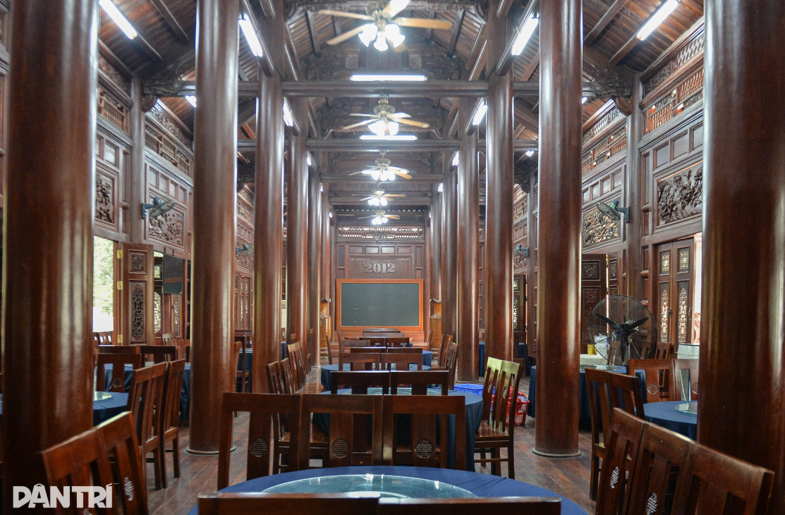 Huy động 500m3 gỗ lim 900 năm tuổi từ Lào cùng 20.000 công lao động, xây dựng công trình đạt kỷ lục Việt Nam- Ảnh 4.