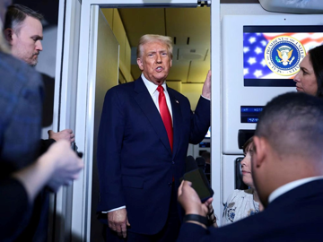 Tuyên bố mới nhất của ông Trump về con chip AI mạnh nhất thế giới, Trung Quốc mất ‘cơ hội vàng’