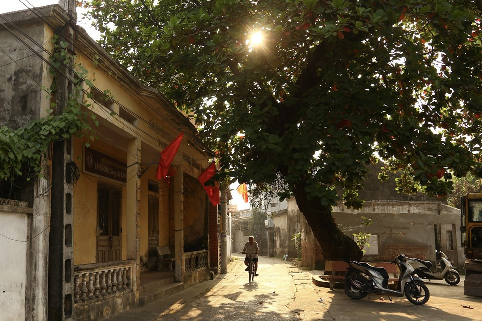 Ngôi làng cổ cách trung tâm Hà Nội 40km, từng bị thiêu rụi rồi hồi sinh thành ‘làng người giàu’, được giới thượng lưu săn đón - ảnh 3
