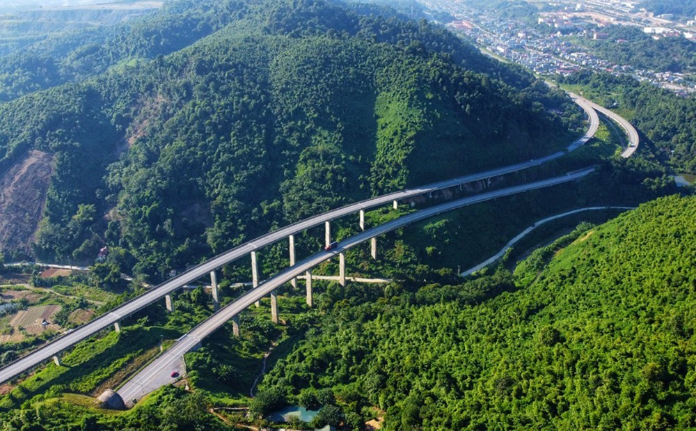 Từ ngày 10/11, áp dụng một thay đổi quan trọng trên cao tốc Nội Bài - Lào Cai, các tài xế lưu ý! - ảnh 1